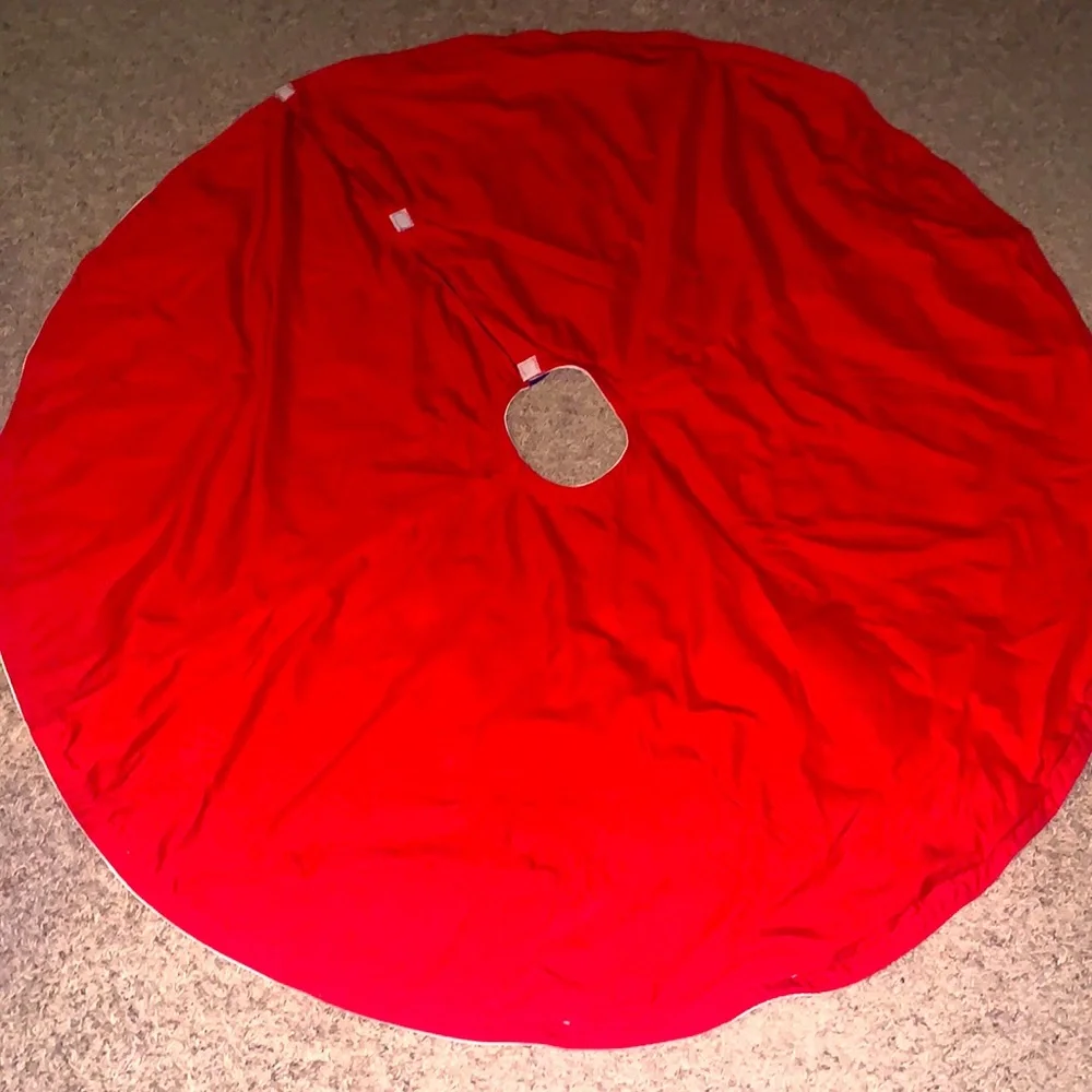 Christmas Tree Skirt Snowman Family Blue/Red Flip Side Festive Holiday Winter
